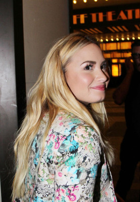 Demi Lovato pic #556196