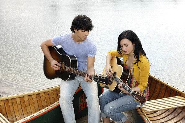 photo 21 in Demi Lovato gallery [id348136] 2011-01-26 00:00:00