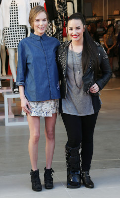 Demi Lovato pic #607597