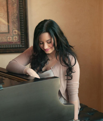 Demi Lovato pic #402639