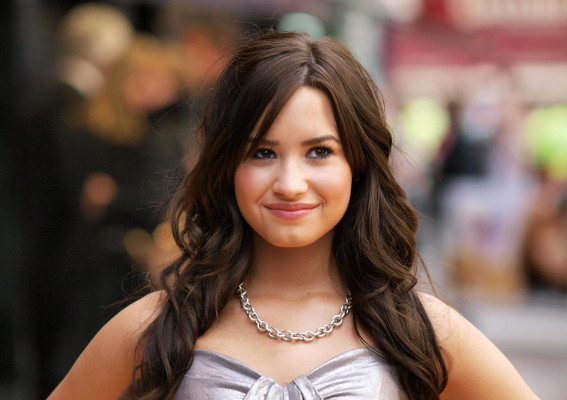 photo 29 in Demi Lovato gallery [id152449] 2009-04-27 00:00:00