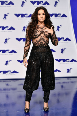 Demi Lovato – MTV Video Music Awards in Los Angeles
