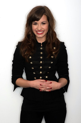 photo 25 in Demi Lovato gallery [id212488] 2009-11-26 00:00:00