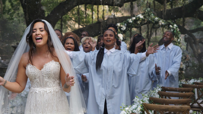 Demi Lovato - Music Video Tell Me You Love Me (2017)