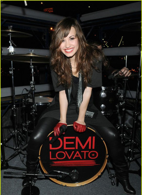 Demi Lovato pic #341422