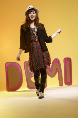 Demi Lovato pic #336774