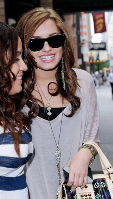 Demi Lovato pic #369214