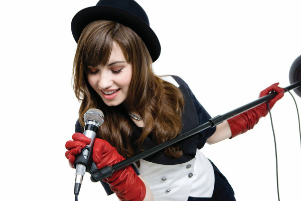 photo 24 in Demi Lovato gallery [id153241] 2009-04-29 00:00:00