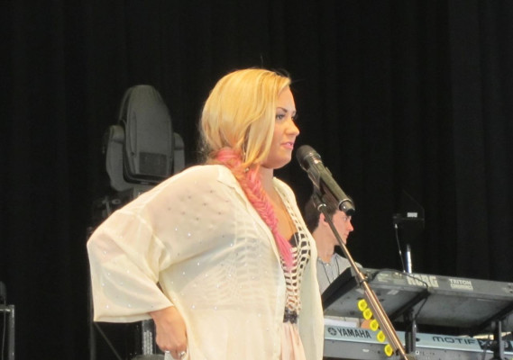 Demi Lovato pic #532481