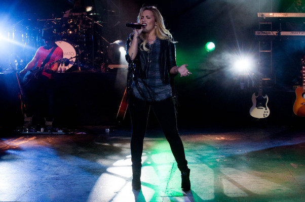 Demi Lovato pic #554822