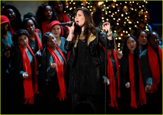 Demi Lovato pic #590817