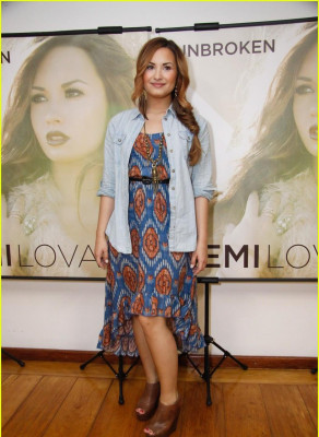 Demi Lovato pic #500911