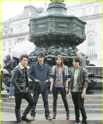 Demi Lovato pic #389467