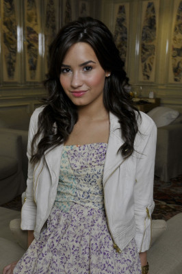 Demi Lovato pic #245593