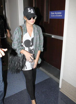 Demi Lovato pic #547116