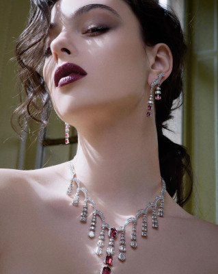 Deva Cassel ~ Schön Switzerland May Issue in Cartier photography