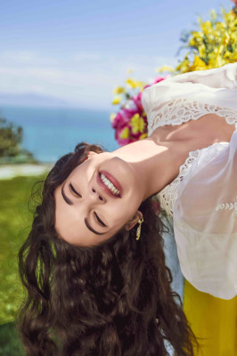 Deva Cassel - Dolce &amp; Gabbana &#039;Dolce Shine&#039; Campaign (2020)