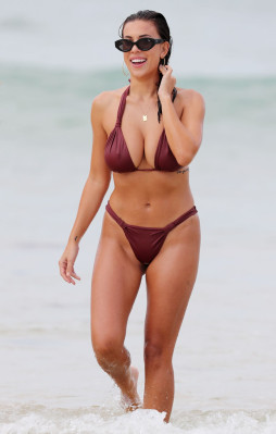 photo 9 in Devin Brugman gallery [id1116295] 2018-11-12 00:00:00