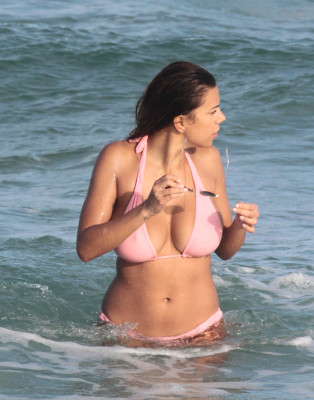 Devin Brugman pic #857570