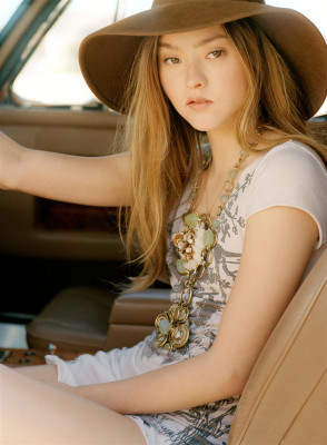 photo 18 in Devon Aoki gallery [id208987] 2009-11-18 00:00:00