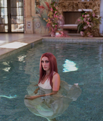 Devon Baldwin - Music Video &#039;Underwater&#039; (2019)