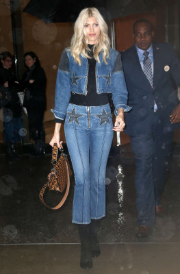 Devon Windsor – Out and about in New York City