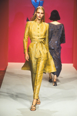Diana Gartner for Yves Saint Laurent Paris spring 1998
