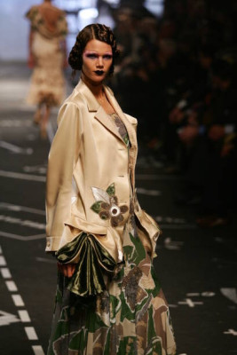 Diana Gartner for John Galliano FW 2005