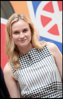 photo 11 in Diane Kruger gallery [id382168] 2011-04-07 00:00:00
