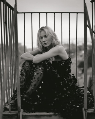 Diane Kruger by Mark Seliger for Vogue Greece // 2021