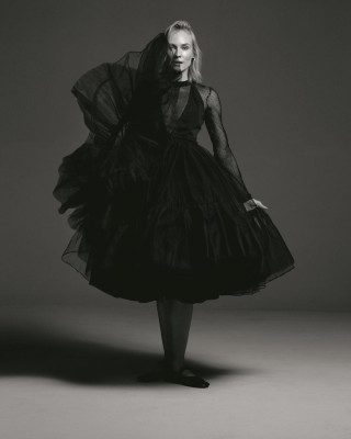 Diane Kruger by Mark Seliger for Vogue Greece // 2021