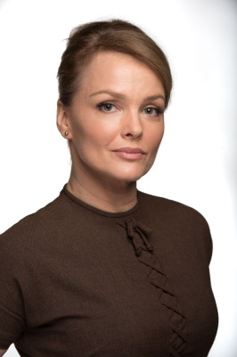 Dina Meyer
