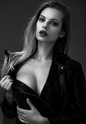 Dioni Tabbers pic #883089
