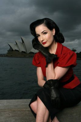 Dita Von Teese pic #359549