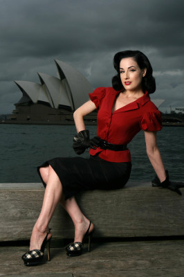 Dita Von Teese pic #359553