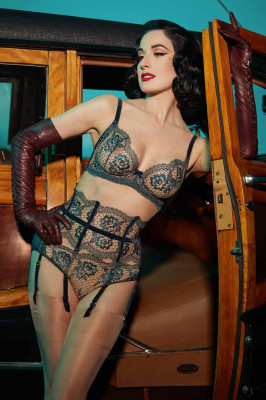 Dita von Teese - Ptotoshoot 2021