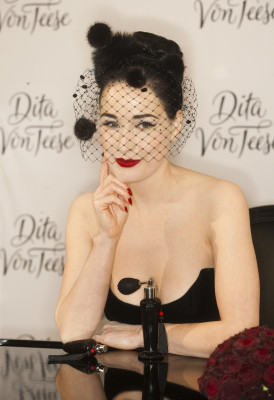 Dita Von Teese pic #430227