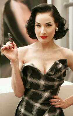Dita Von Teese pic #118005