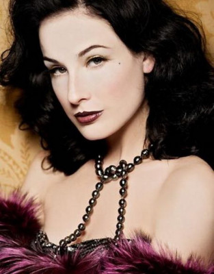photo 4 in Dita Von Teese gallery [id180255] 2009-07-30 00:00:00