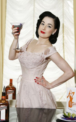 Dita Von Teese pic #180271