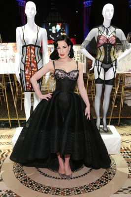 photo 26 in Dita Von Teese gallery [id865464] 2016-02-04 00:00:00