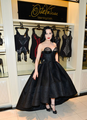 Dita Von Teese pic #715723
