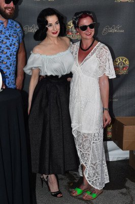 Dita Von Teese – Viva Las Vegas Rockabilly Car Show 2017
