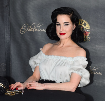 Dita Von Teese – Viva Las Vegas Rockabilly Car Show 2017