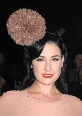 Dita Von Teese pic #302039