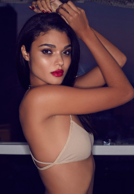 Daniela Braga pic #856666