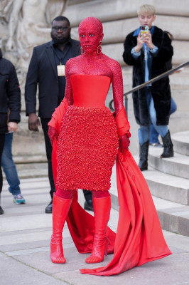 Doja Cat – Schiaparelli Haute Couture SS 2023 Show at Paris