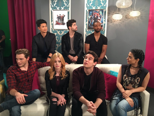 Dominic Sherwood pic #947189