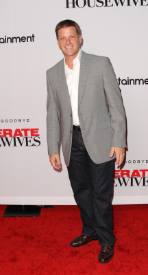 Doug Savant pic #422338