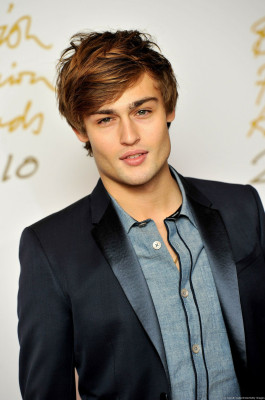 Douglas Booth pic #545254
